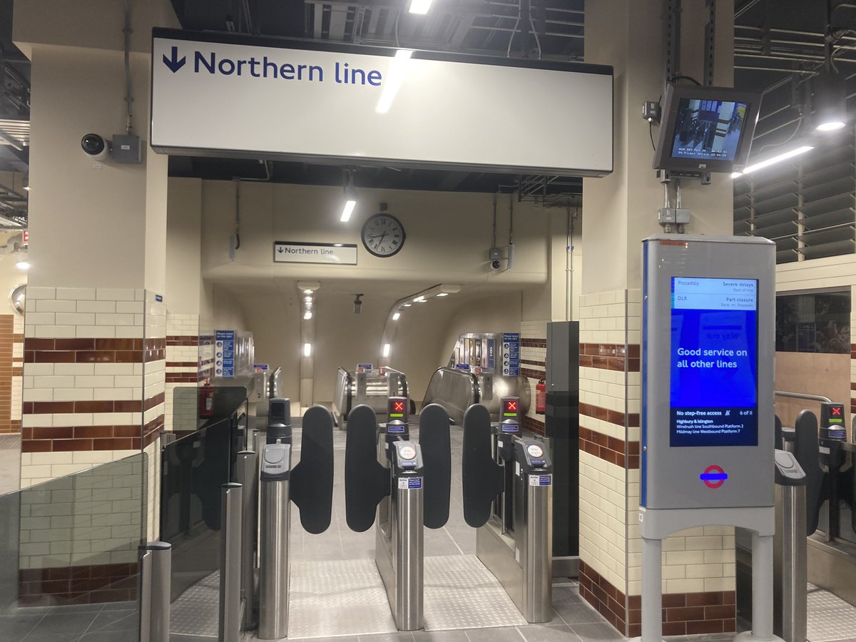 Sarah Morris tweet media