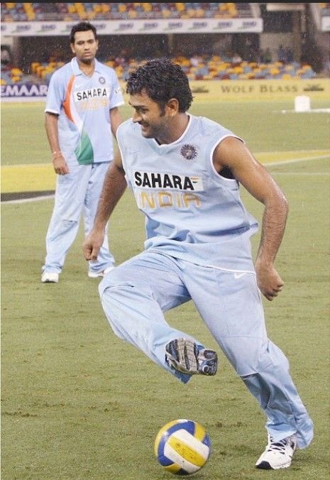 Poonam721's tweet photo. Always bringing a breeze of fresh air into my life…..💞

- PP

#20YearsofThala #dhoni https://t.co/Oon4oopN2C
