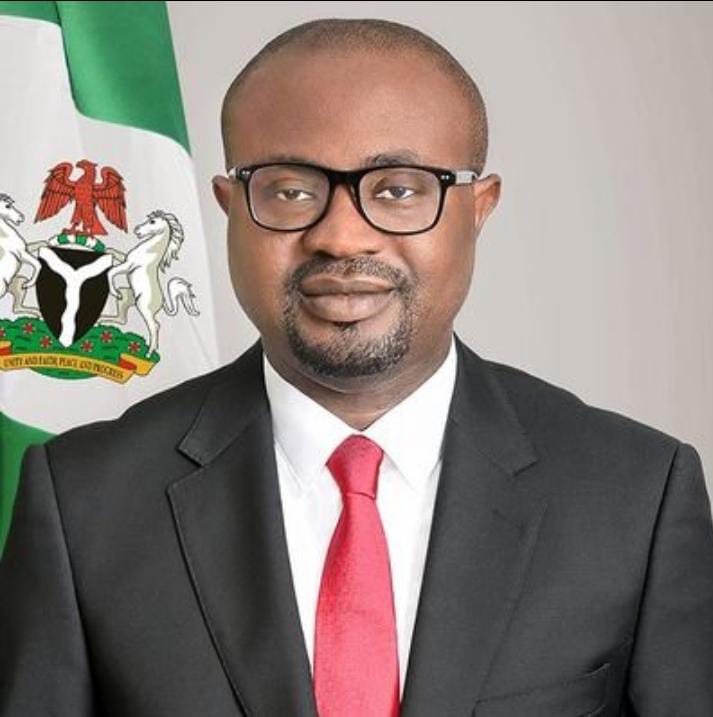 IamSaro56's tweet photo. 🧵
1/5
REFORMING THE MINISTRY OF INTERIOR: Hon. Olubunmi Tunji-Ojo’s Impact

Hon. Olubunmi Tunji-Ojo @BTOofficial has spearheaded transformative reforms across the Ministry of Interior, enhancing the efficiency and effectiveness of its paramilitary agencies: https://t.co/SLDrnHq9dH
