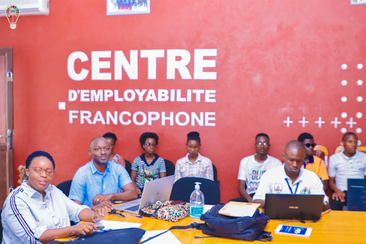 Club Environment UB (@environmentub) on Twitter photo La femme est un influenceur des pratiques et politiques environnementales, qui a besoin d'une formatio et une éducatio suffisante pr intervenir de manière éclairée ds ce domaine, a dit Francesca Calcavecchia, Analyste #VBG à <a href="/UNFPABurundi/">UNFPA Burundi</a>
#CLEFs
#changementclimatique
#genre La femme est un influenceur des pratiques et politiques environnementales, qui a besoin d'une formatio et une éducatio suffisante pr intervenir de manière éclairée ds ce domaine, a dit Francesca Calcavecchia, Analyste #VBG à <a href="/UNFPABurundi/">UNFPA Burundi</a>
#CLEFs
#changementclimatique
#genre