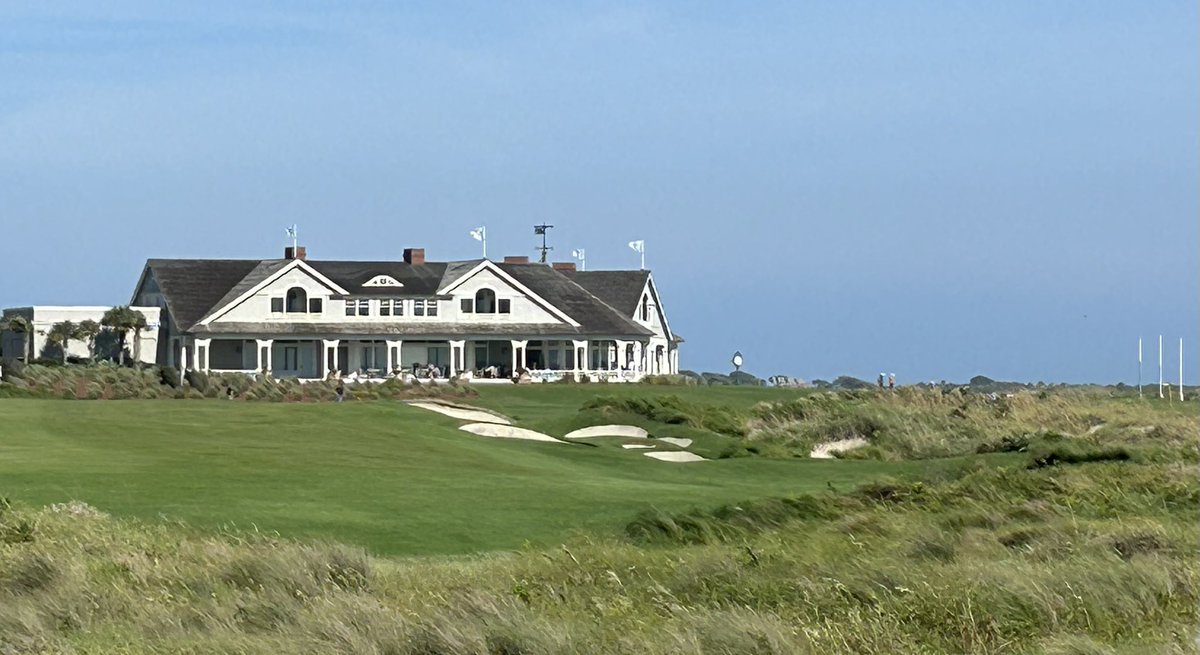 jholl22's tweet photo. @NUCLRGOLF Hurricane blew through 12 hours earlier. Blowing 35 to 40, gusts near 50. What an experience. https://t.co/XkwbJsvVFW
