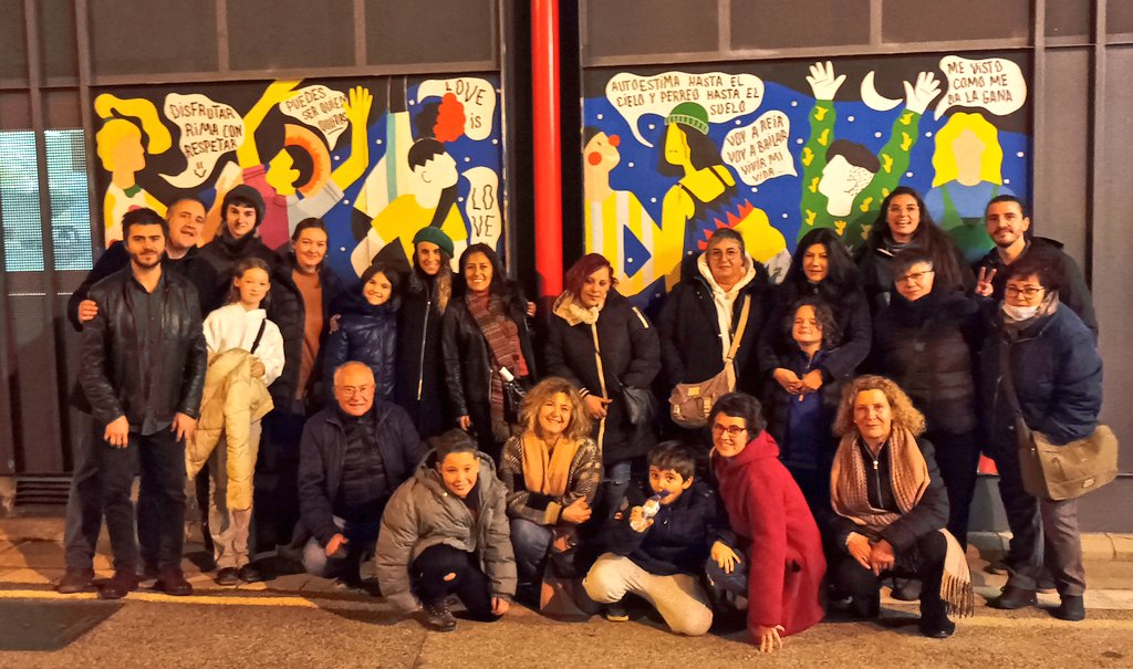 La Perifèrica (@periferica_la) on Twitter photo Dins dels projectes comunitaris de #CanSantJoan hem fet la sortida a veure el #Circ d'Hivern d'<a href="/ateneu9b/">AteneuPopular9Barris</a> 🌿❤️
Una Rara Avis!
Gràcies! Dins dels projectes comunitaris de #CanSantJoan hem fet la sortida a veure el #Circ d'Hivern d'<a href="/ateneu9b/">AteneuPopular9Barris</a> 🌿❤️
Una Rara Avis!
Gràcies!