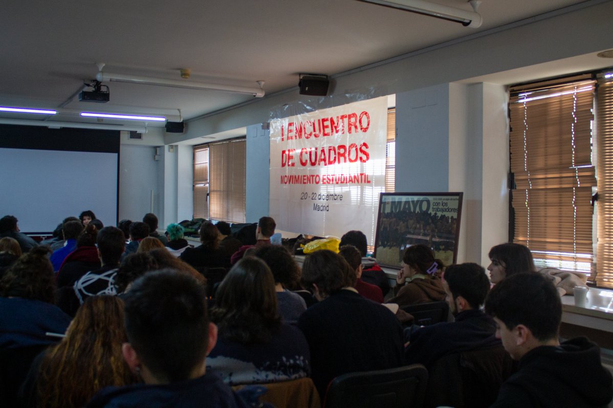 Este pasado fin de semana los CJC y la UJCE hemos celebrado un I Encuentro de Cuadros estudiantiles. En él hemos compartido experiencias, análisis y posicionamientos sobre el estado actual del movimiento estudiantil, las lecciones del pasado ciclo de movilización y sus desafíos