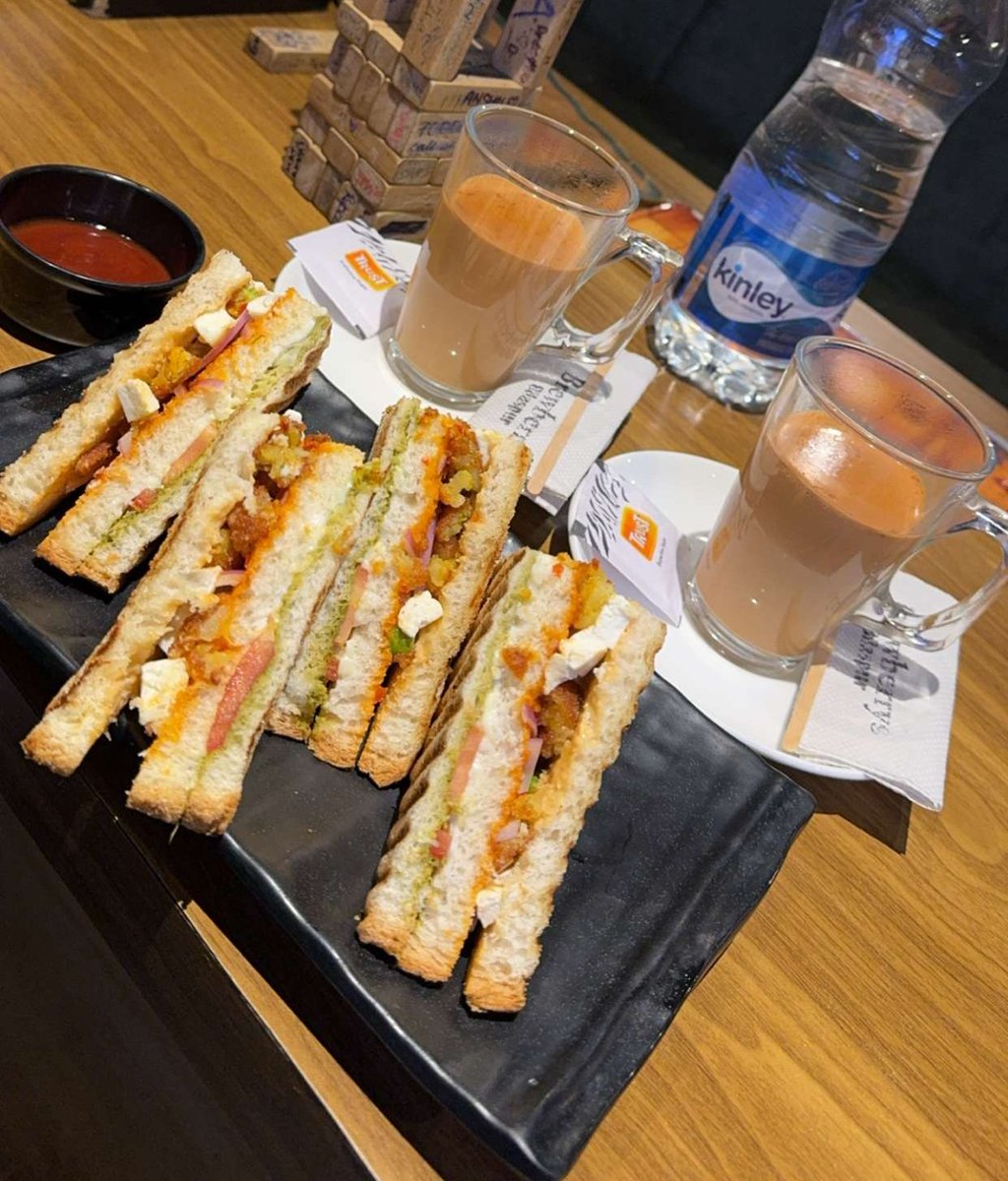 ChocoMukesh's tweet photo. #tea & #snackslover ๐ซถ๐ป๐๐ซฐ๐ป evening time ๐๐ป๐
https://t.co/2XXST335KK