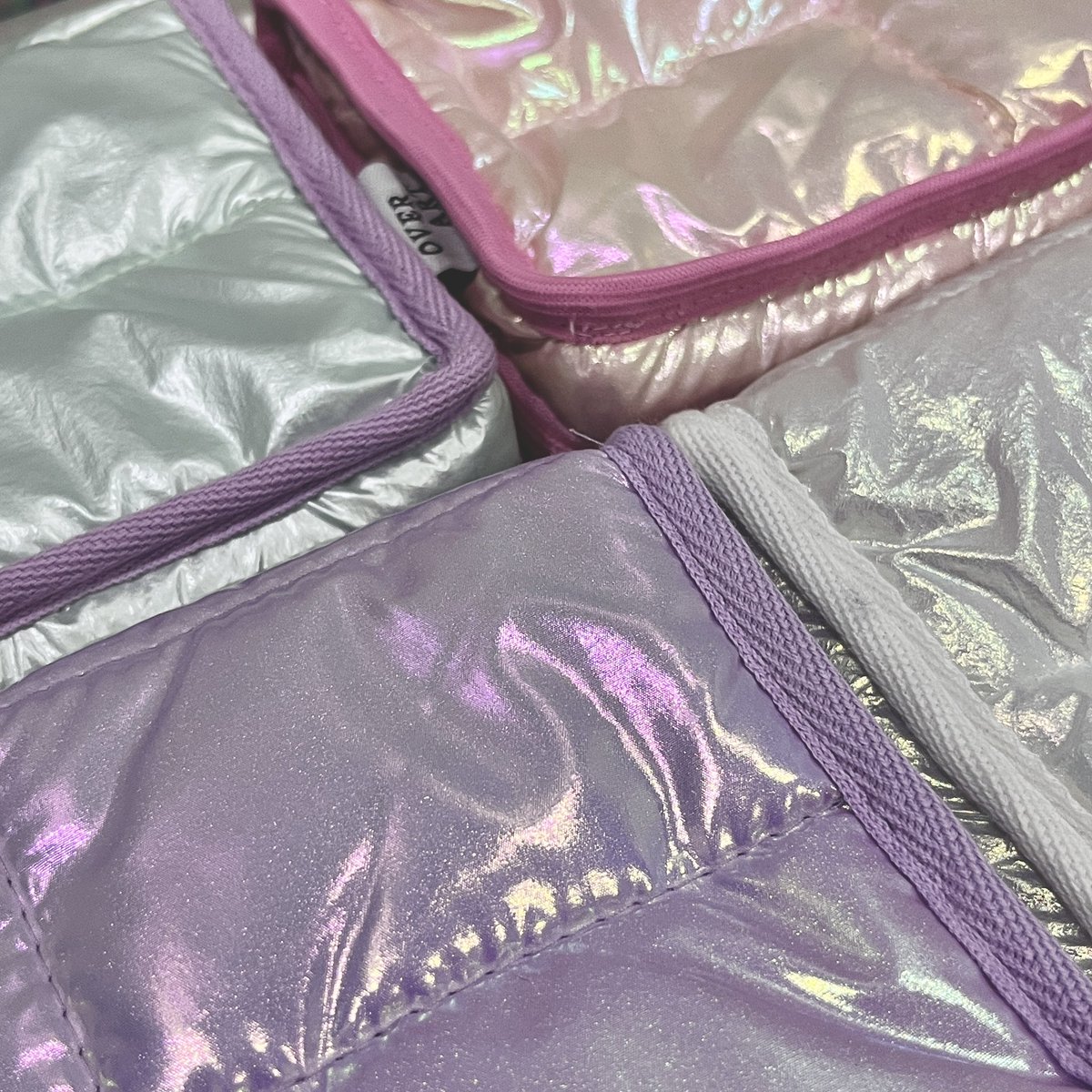 edm_mj's tweet photo. ၄၃ พร้อมส่ง 
🎀 กระเป๋าเครื่องสำอาง 
สีชมพู /ขาว / mermaid /ม่วง

🛋️ Price 350฿ รวมส่งกลับ + ค่าส่งในไทย

✨ สั่งซื้อ dm/mention

#กระเป๋า #ตลาดนัดsanrio #พรีออเดอร์  #makeup #HowtoPerfect https://t.co/3rAM7Ez68E