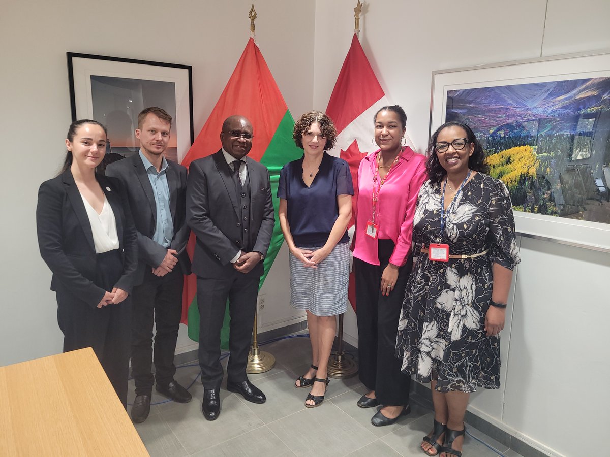 Canada in BFA (@canembbfa) on Twitter photo Grateful to long-standing partner <a href="/WFP_BurkinaFaso/">WFP au Burkina Faso</a> for its visit.
A rich discussion on the #humanitarianaid provided to populations affected by insecurity and on support for local production for inclusive #Economicgrowth and #foodsecurity. Grateful to long-standing partner <a href="/WFP_BurkinaFaso/">WFP au Burkina Faso</a> for its visit.
A rich discussion on the #humanitarianaid provided to populations affected by insecurity and on support for local production for inclusive #Economicgrowth and #foodsecurity.