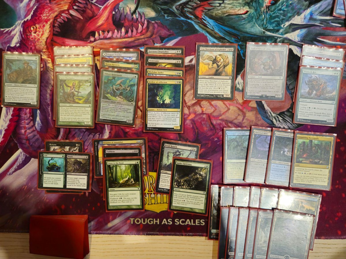 Charlie_Boyd_'s tweet photo. 2-1 in @mtg_nomad 's pleasant peasant cube tonight - tried to live the spider spawning dream but my opponents kept dying to an 11/11 on turn 5 🤔 lost the final round to Nomad who assembled a beautifully janky flicker loop 👏 https://t.co/s4eBXBTred