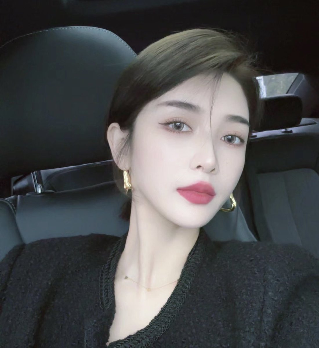 너를 보고 있어 https://t.co/HWeBdN5P4U