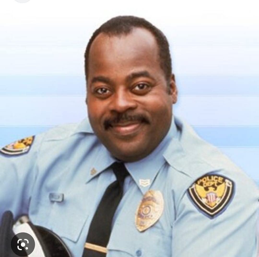 Tomorrow, we remember the heroics of Sgt Al Powell, who 36 years ago helped save many a life at the Nakatomi Plaza. Responded to a prank call, became a hero!

You can watch the fantastic documentary about it entiled Die Hard. #Christmasfilm