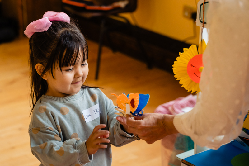 MotherTonguesIE's tweet photo. ✨2024 was magical for Language Explorers! 👉83 workshops📍14 locations👦762 children, 583 adults
🌍 20+ languages celebrated🙏Huge thanks to our amazing artists &amp; funders. Here’s to 2025! 🎉
#LanguageExplorers #MultilingualIreland #mothertongues #CelebratingDiversity https://t.co/0BXXnxIJcS