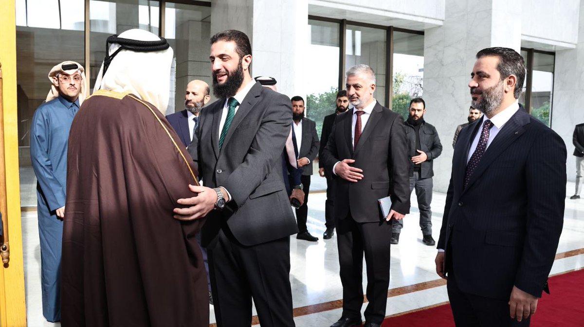 syrianmofaex's tweet photo. لقاء القائد "أحمد الشرع" ووزير الخارجية السوري السيد "أسعد الشيباني" مع الوفد القطري برئاسة وزير الدولة السيد "محمد بن عبدالعزيز الخليفي". https://t.co/xewgZkPV9M