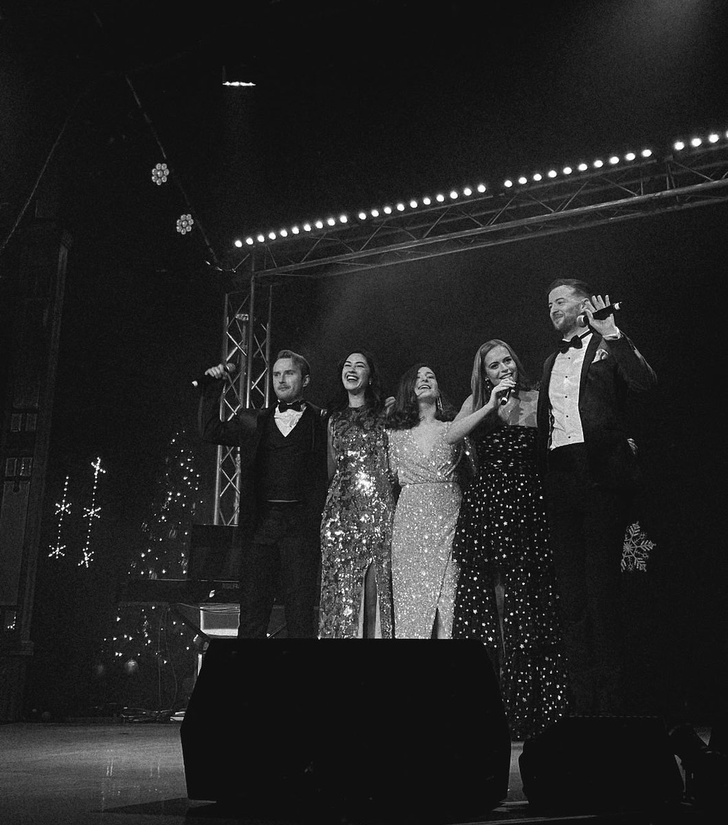 THAT'S A WRAP! 🎁 This Christmas tour has been unforgettable. Thank you to the near 5000 audience members that made each concert special ✨ We can't wait to see you again in 2025. Diolch, a Nadolig Llawen x