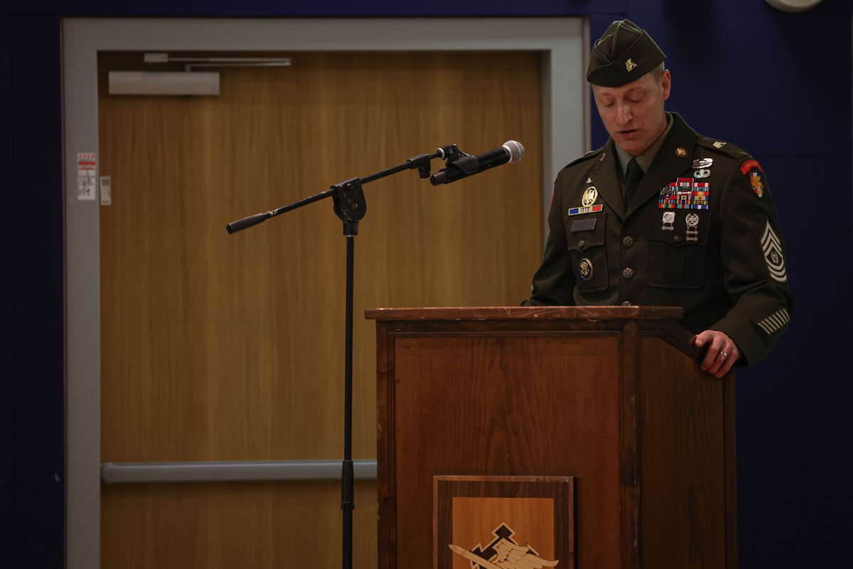 SETAF_Africa's tweet photo. Help us #celebrate all of our #Soldiers who are joining the backbone of the #Army — the #NCOCorps 👏🏽  

Last week the @173rdAbnBde hosted a #NCO Induction ceremony here on Caserma Del Din!

U.S. Army 📸 by Spc. Ivan Hernandez

#InspireExcellence #MotivationMonday #NCOsLeadtheWay https://t.co/QgkDhqOp1w
