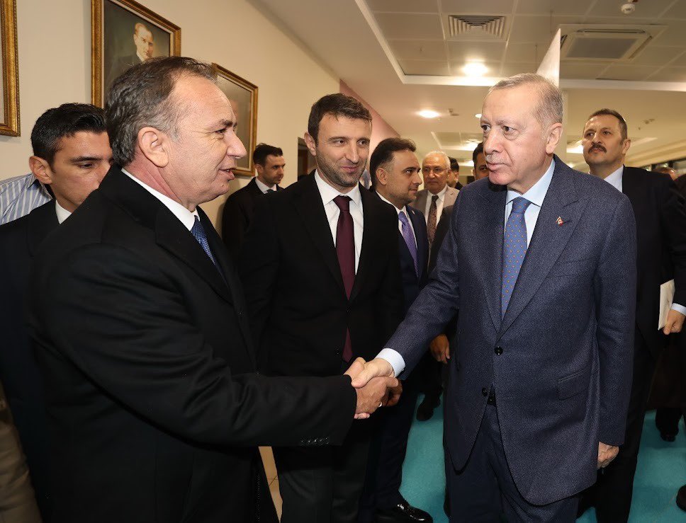 📍Muğla

Cumhurbaşkanımız ve Genel Başkanımız Sayın Recep Tayyip Erdoğan’ın teşrifleriyle Muğla 8. Olağan İl Kongremizi gerçekleştirdik. 

Umudun, İcraatın, Geleceğin #AdıAkParti