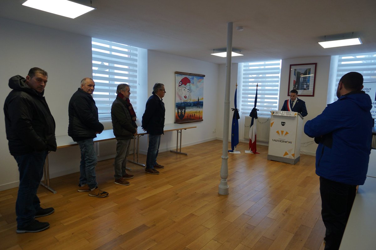 MANCANETAlex's tweet photo. 🕊️ A 11h élus citoyens ont observer une minute de silence en hommage aux victimes du cyclone Chido
Pensées sincères pour les victimes, leurs familles et tous ceux affectés par cette tragédie. Unis dans la douleur, nous affirmons qu’aucune souffrance ne nous laisse indifférents https://t.co/LA9eEZgSuH
