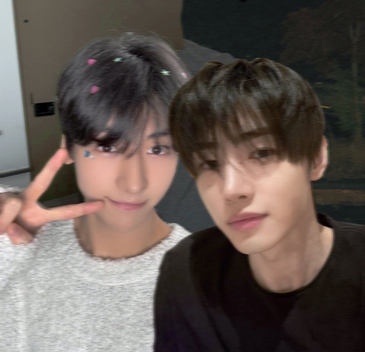 LunarisSylas's tweet photo. @BlissfulAnew Baik, jawab aku dulu.
Sylas + Donghwa = https://t.co/g9g82f0rD4