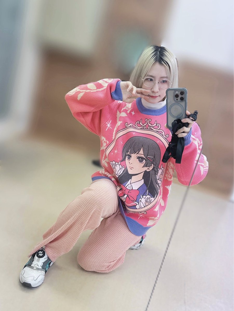 にじさんじ・月ノ美兎・クリスマス・ダサセーター卍 着こなしてみたぜ……