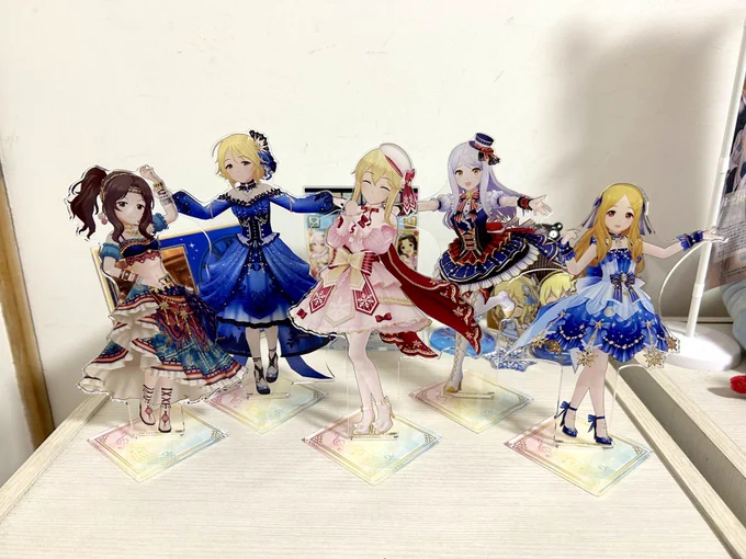 アクスタが届いたのでどこにどう飾ってやりましょうかね… #クラリスさんと9時のお祈り 