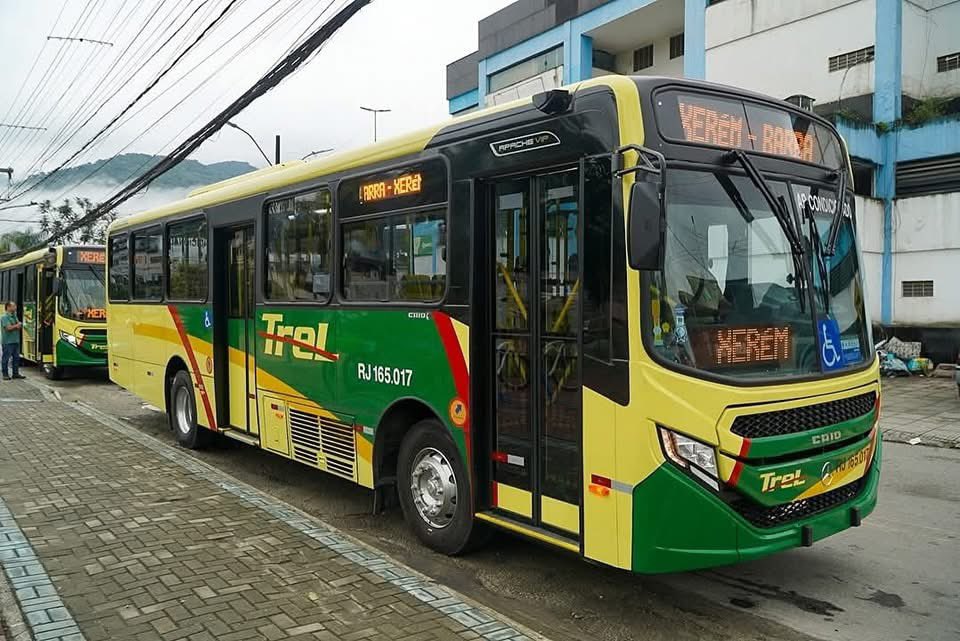 Informacoes_RJ's tweet photo. 🚍 Nova linha de ônibus Xerém x Barra da Tijuca (direta)🚍

💲13,10

Essa nova rota chega para complementar o serviço já existente entre Duque de Caxias (Praça do Pacificador) x Barra da Tijuca, com destino final no Terminal Alvorada.

Os Ônibus são 0 KM, modernos e prontos para operação ainda este ano, trazendo mais conforto e eficiência para quem precisa se deslocar entre a Baixada e a Zona Oeste.
