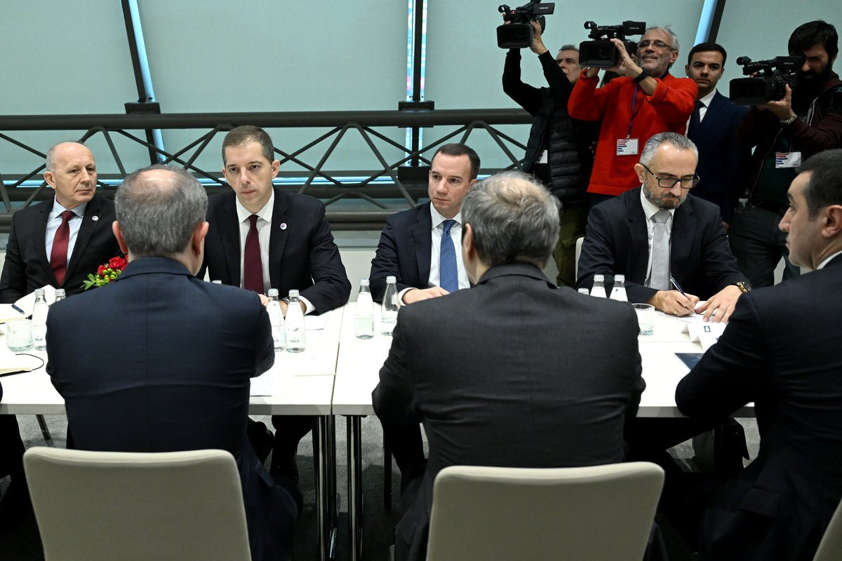 markodjuric's tweet photo. It is a great honor and pleasure for me that, on the day we are holding our first #AmbassadorsConference in over a decade, we have my dear friend @Bayramov_Jeyhun as our special guest.
Through difficult and turbulent decades and years for our country, Azerbaijan has always stood by us in matters of territorial #integrity and #sovereignty. Our countries are actively working to develop #economic cooperation, especially in the #energy sector, which has greatly enhanced our #energysecurity in these globally turbulent times.
The #friendship between our countries is also grounded in the exceptional personal relationship between @predsednikrs and @presidentaz, which laid an outstanding political framework for our #cooperation.
2024 has been a remarkable year for #Serbia-#Azerbaijan relations and our cooperation will grow even stronger and more intense. In 2025, we will continue our #strategicdialogue at the highest #political level.
To our dear #Azerbaijani guests, I sincerely hope you feel at home here in #Belgrade.