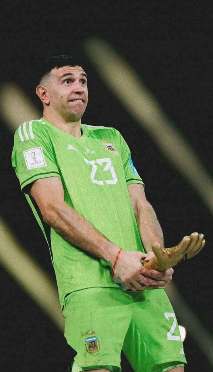 OOC_LACOBRAAA's tweet image. Provocador 🤬 // Picardía 😎