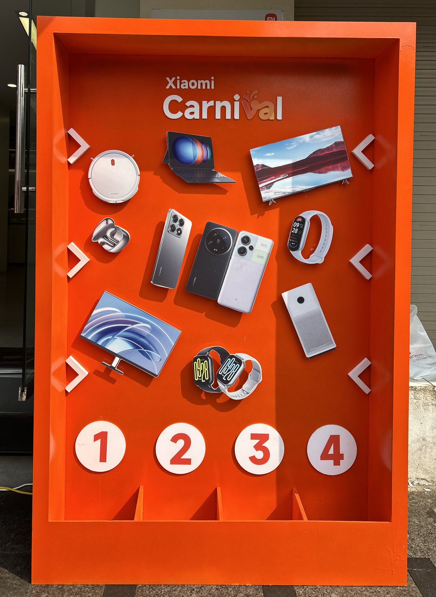 phuongls1102's tweet photo. Hôm qua tôi đi sự kiện Xiaomi Carnival tôi đã mua 1 chiếc camera về lắp ở nhà để theo dõi bé nhỏ ở nhà mỗi khi tôi đi làm.
Chúc Xiaomi ngày càng phát triển và có thêm nhiều sản phẩm mới đột phá về công nghệ. Yêu Xiaomi ❤️
#XiaomiCarnival
#LoveUnitesHomeDelights https://t.co/8llrbcsiTg