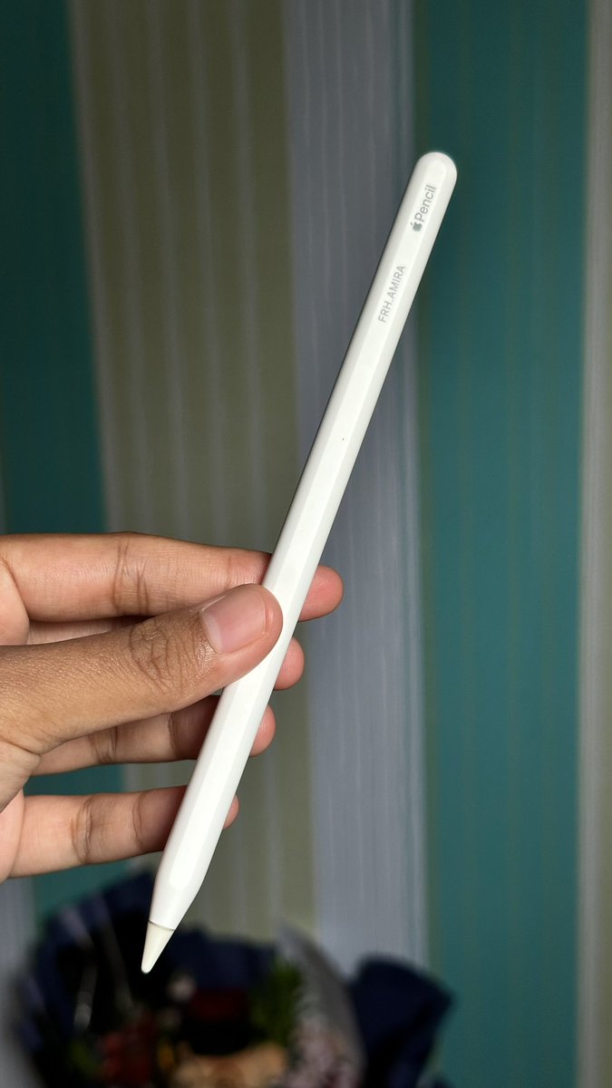 cikfaarah's tweet photo. Ipad Pro (11-inch) (3rd generation)* 

• M1 chip
• ⁠Wifi only
• ⁠Supports Apple Pencil (2nd generation)
• ⁠Capacity: 256gb
• ⁠Include Price ⬇️
• Full set with box &amp; charger 
• ⁠Apple Pencil 2nd Gen (engraved name)
👉🏼RM 3000 (nego till letgo) https://t.co/nIy7lhxCpe