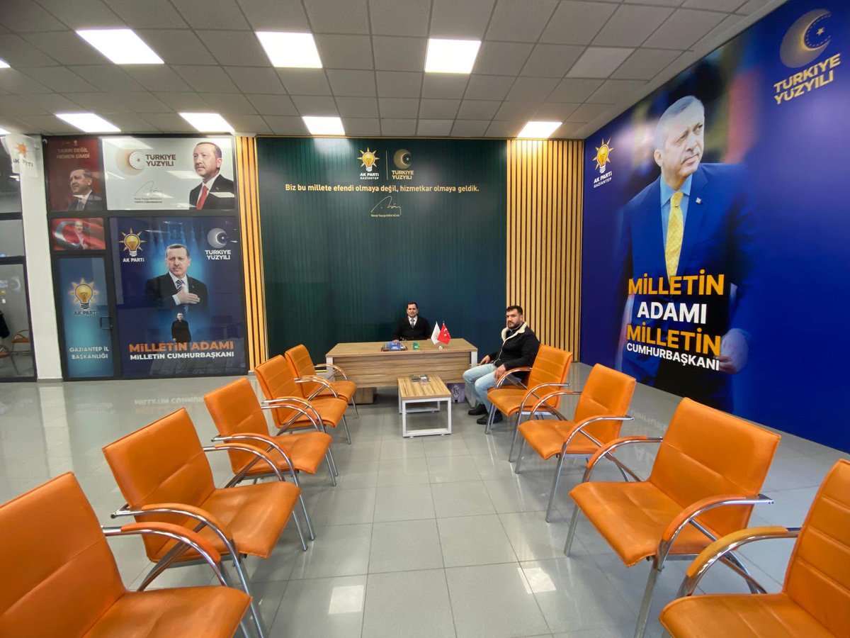 Bugün AK Parti Gaziantep İl Başkanlığımızda:  

Nöbetçimiz;
• İl Yönetim Kurulu Üyemiz  <a href="/MehmetGrlt2/">Mehmet Gürültü 🇹🇷</a> 

• İl Yönetim Kurulu Üyemiz  <a href="/AliDemr27/">Ali Demir 🇹🇷</a> 

Soru, görüş ve önerileriniz için:
☎️  0 (342) 325 20 22