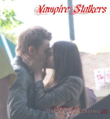 heartoftheshow's tweet photo. all i want from christmas is stelena's season 2 finale deleted kissing scene https://t.co/3E8NB9NaAT