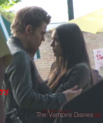 heartoftheshow's tweet photo. all i want from christmas is stelena's season 2 finale deleted kissing scene https://t.co/3E8NB9NaAT