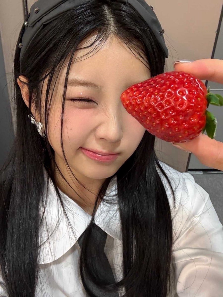 🍓 🤍 🍓 🤍  #ILLIT #아일릿 #WONHEE #원희