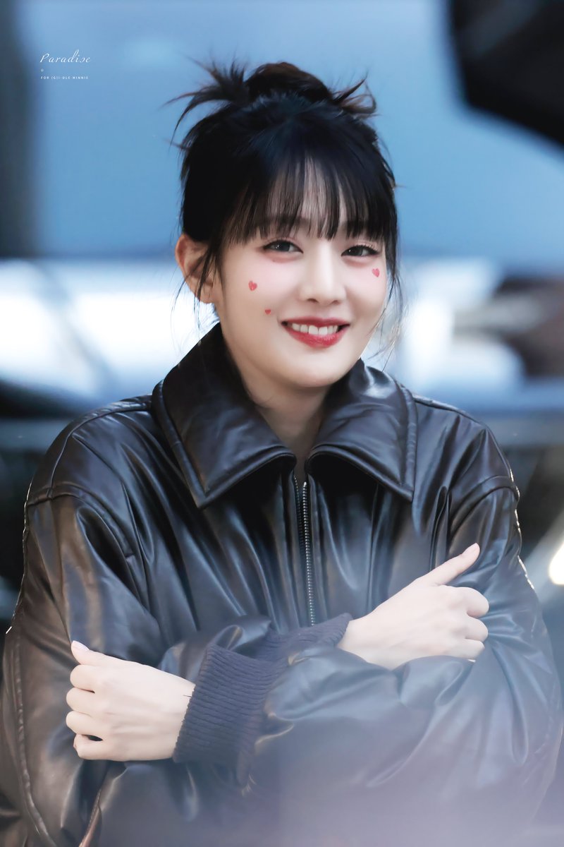 PRD_MN_23's tweet photo. 🖤

원래는 추웠는데 이 웃음을 보니 따뜻해졌어요.🥰

#GIDLE #Minnie #여자아이들 #민니💜 https://t.co/KQKqRVnVTz