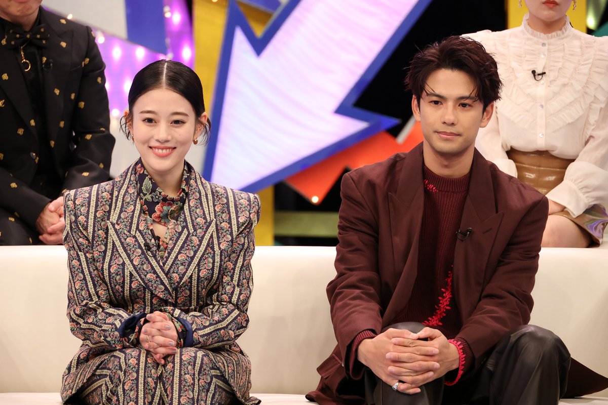 oricon's tweet photo. 📺『堂本兄弟2024』12/30放送❗️

高畑充希＆森崎ウィ���
「堂本一問一答!!」で質問攻め💦

KinKi Kids、高見沢俊彦、西川貴教
武田真治、高橋みなみらおなじみのメンバーと
トーク＆ライブパフォーマンス🎤✨️

堂本光一＆堂本剛の近況トークも
https://t.co/RhmHPsK4qz

#堂本兄弟 https://t.co/cC5wf9d9lZ