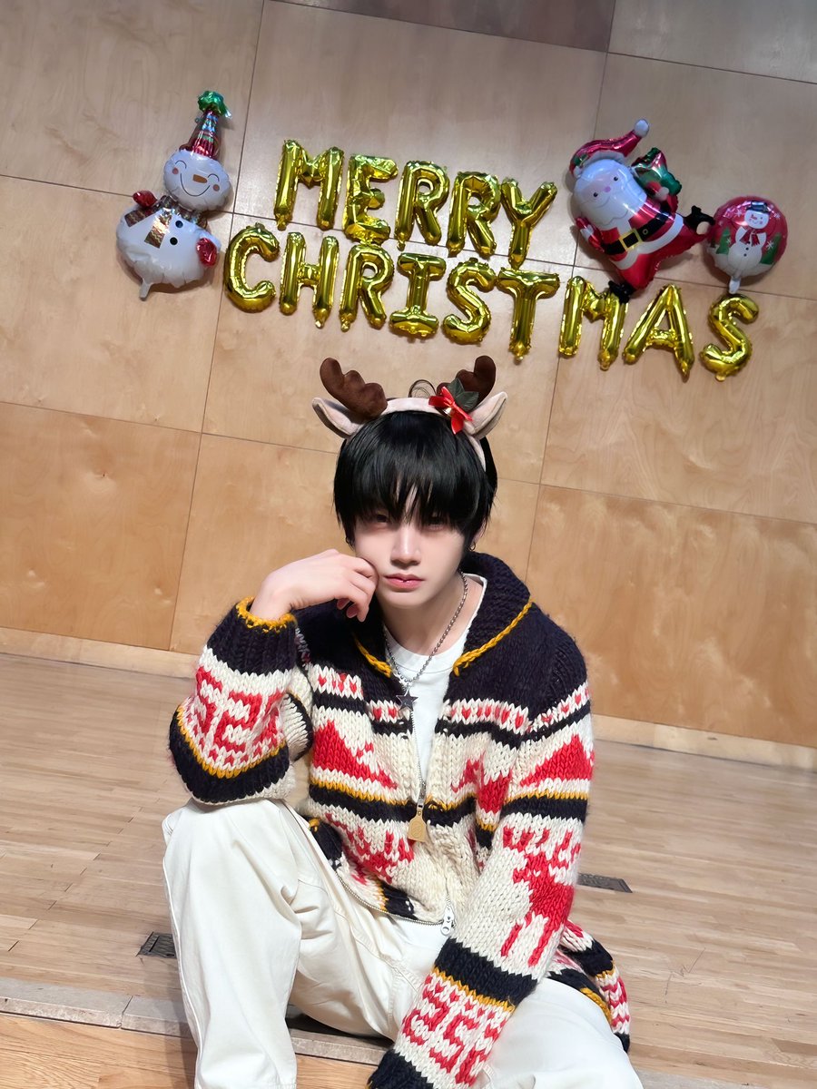 [#도의]
ଘ(੭ˊᵕˋ)੭* ੈ✩‧₊˚ 선물 배송 중

#NOMAD #노매드
#DOY #도의