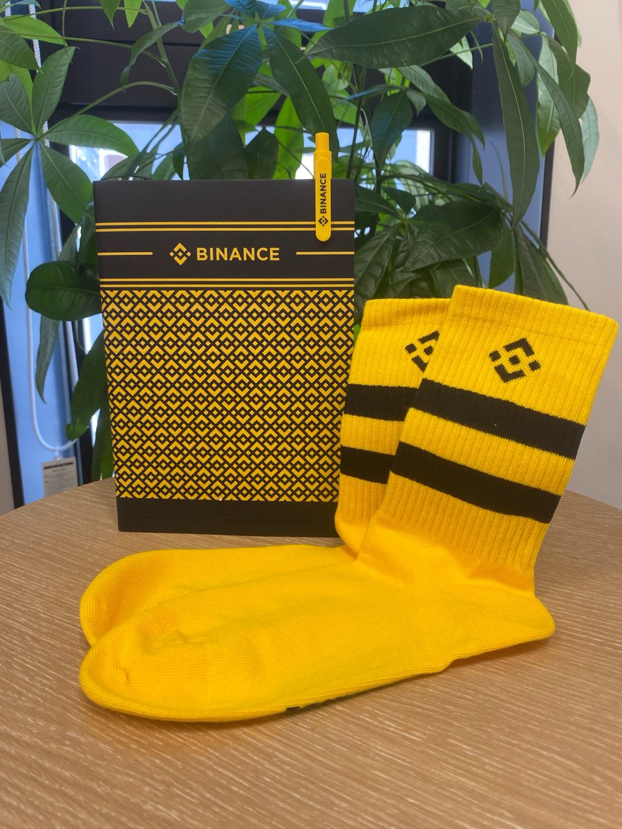 Binanceオリジナルグッズセットはこちら👇