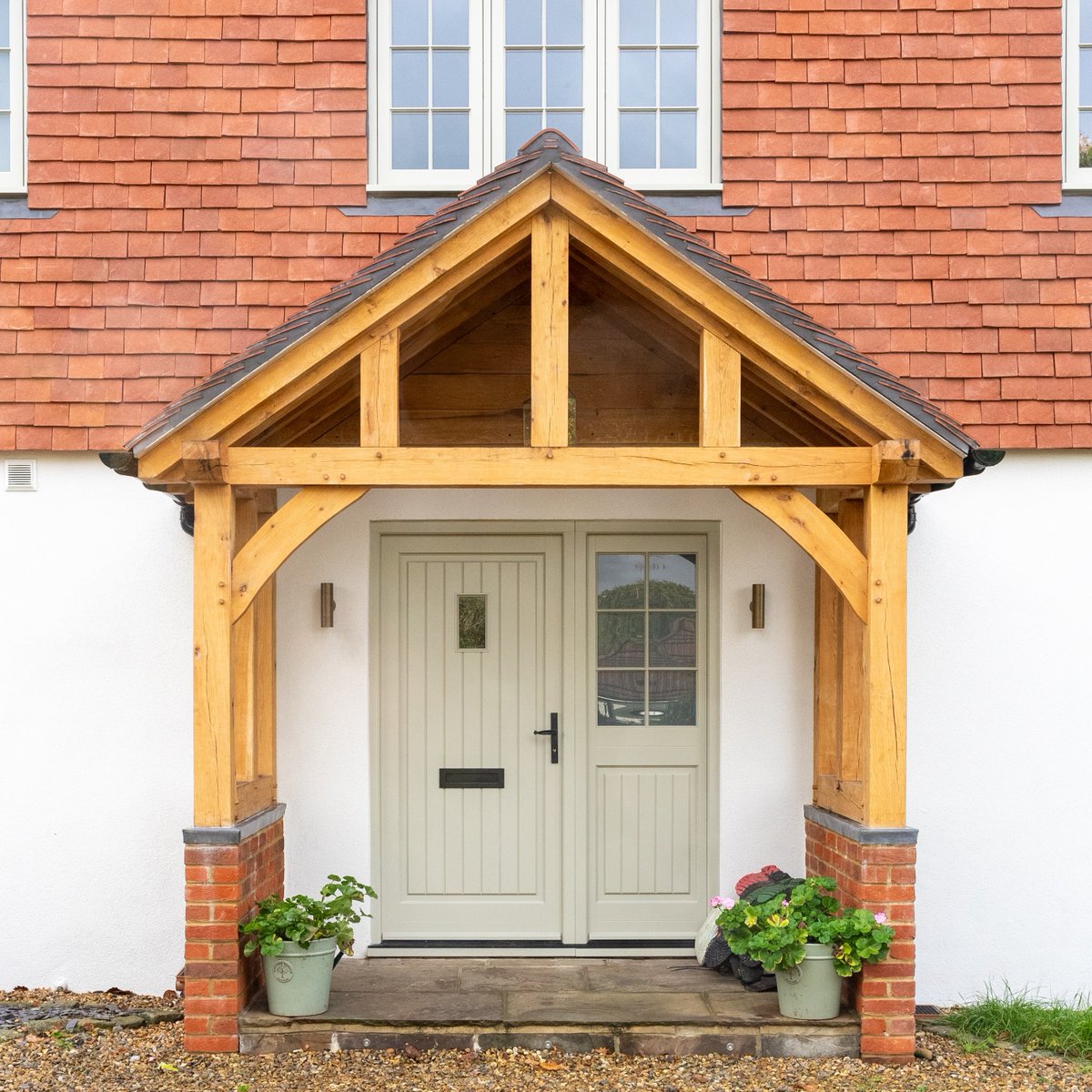 DaleWindows's tweet photo. Experience the charm of this property, featuring Dale Joinery's elegant French windows and front door – all made of top-quality timber and double-glazed, made to last.
#DaleJoinery #FrenchDoors #HomeDesign #NaturalLight #TimberWindowsAndDoors #PropertyUK https://t.co/zL86dSJiQ6