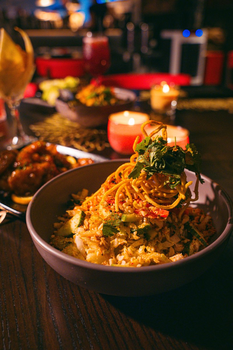 Set the mood with plates packed with festive flavour. 🥡🍷 Let’s make some memories tonight – who’s in?

#PFChangsUK #DinnerVibes #HolidayMoments