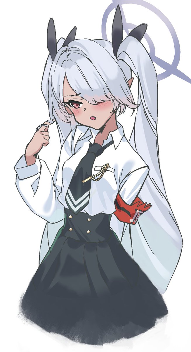 Twople's tweet photo. 銀鏡イオリ
#ブルアカ https://t.co/p4D2yY2wTS