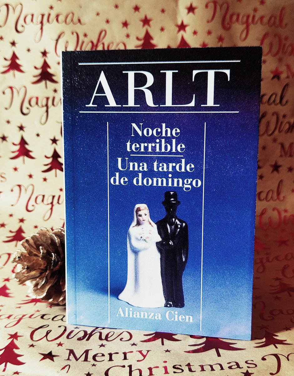 reiet77's tweet photo. @alianza_ed Tercer día de #lectura de la colección Alianza Cien.
Hoy, dos #relatos de Roberto #Arlt: "Noche terrible", un texto corrosivo como pocos acerca del matrimonio, y "Una tarde de domingo", alarde de sutileza y tensión psicológica.
¡A #leer! https://t.co/tF16CUMU7w