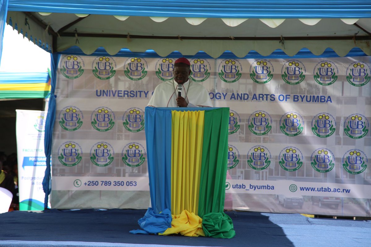 UTAB_BYUMBA (@utab_byumba) on Twitter photo Nyiricyubahiro Musenyeri Papias MUSENGAMANA, uhagarariye <a href="/UTAB_BYUMBA/">UTAB_BYUMBA</a> mu mategeko yasabye abanyeshuri baharangije gukorana umurava no kugira ubunyangamugayo aho bari hose Nyiricyubahiro Musenyeri Papias MUSENGAMANA, uhagarariye <a href="/UTAB_BYUMBA/">UTAB_BYUMBA</a> mu mategeko yasabye abanyeshuri baharangije gukorana umurava no kugira ubunyangamugayo aho bari hose