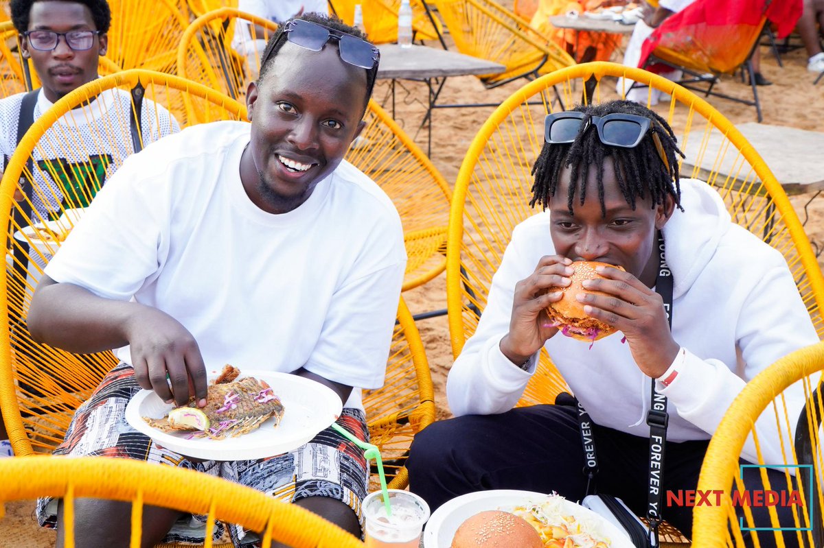 sanyukatv's tweet photo. Good food, good company, and the freshest juice in town—this is what memories are made of! 🍊💯 

@FaizCafe 

#NextEndOfYear #NextGoesCoco #SanyukaUpdates https://t.co/I0YhKFwYJ7