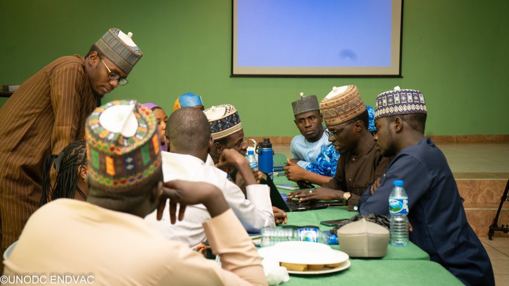 UNODC_Justice's tweet photo. 32 Youth Peace Champions from North-East Nigeria equipped to counter dis/misinformation and promote the protection of children and their rights in cyberspace following mentorship session on digital peacebuilding delivered by UNODC with Adamawa State Govt. 

#SeeTheChild #ENDVAC https://t.co/x2JtpYE7PI