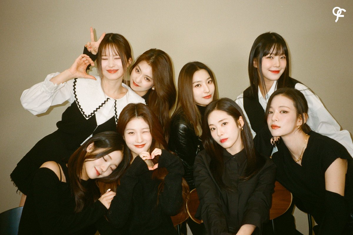 플로버들의 가장 자랑스러운 아이돌이자 가장 동경하는 사람들인 우리 프로미스나인

앞으로도 쭈욱 함께하자!!☘️💚

#끝이_아닌_새로운_시작
#to_flover_from_fromis_9