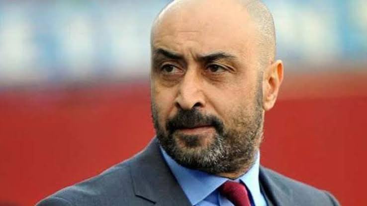 Mustafa Çevik (@mustafacevik10) on Twitter photo Tolunay Kafkas
Şenol Güneş’in elini sıkmayan Bodrumspor teknik direktörü Volkan Demirel için
“Haddini aşan bir hareket sana uzatılan eli sıkacaksın “ diyerek <a href="/1VolkanDEMIREL/">Volkan Demirel</a> eleştiriyor
Peki bende şimdi sana soruyorum sayın Tolunay Kafkas
Sen kendine uzatılan eli sıktınmı? Tolunay Kafkas
Şenol Güneş’in elini sıkmayan Bodrumspor teknik direktörü Volkan Demirel için
“Haddini aşan bir hareket sana uzatılan eli sıkacaksın “ diyerek <a href="/1VolkanDEMIREL/">Volkan Demirel</a> eleştiriyor
Peki bende şimdi sana soruyorum sayın Tolunay Kafkas
Sen kendine uzatılan eli sıktınmı?