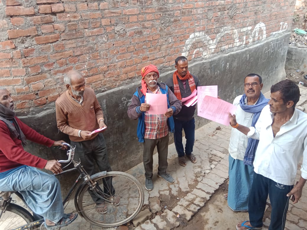 EChayal's tweet photo. #जल्दी_आयें_ज्यादा_लाभ_पाए
खंड-चायल के उपकेन्द्र- पुरखास से पोषित ग्राम युसुफपुर में #एकमुश्त_समाधान_योजना के तहत कैंप लगा कर उपभोक्ताओं को योजना का लाभ दिया गया उपभोक्ताओं से निवेदन है की योजना का लाभ अवश्य उठाए
@UPPCLLKO
@mduppcl
@aksharmaBharat
@ChairmanUppcl
@PuVVNLKAUSHAMBI https://t.co/cziZDaEKZ4