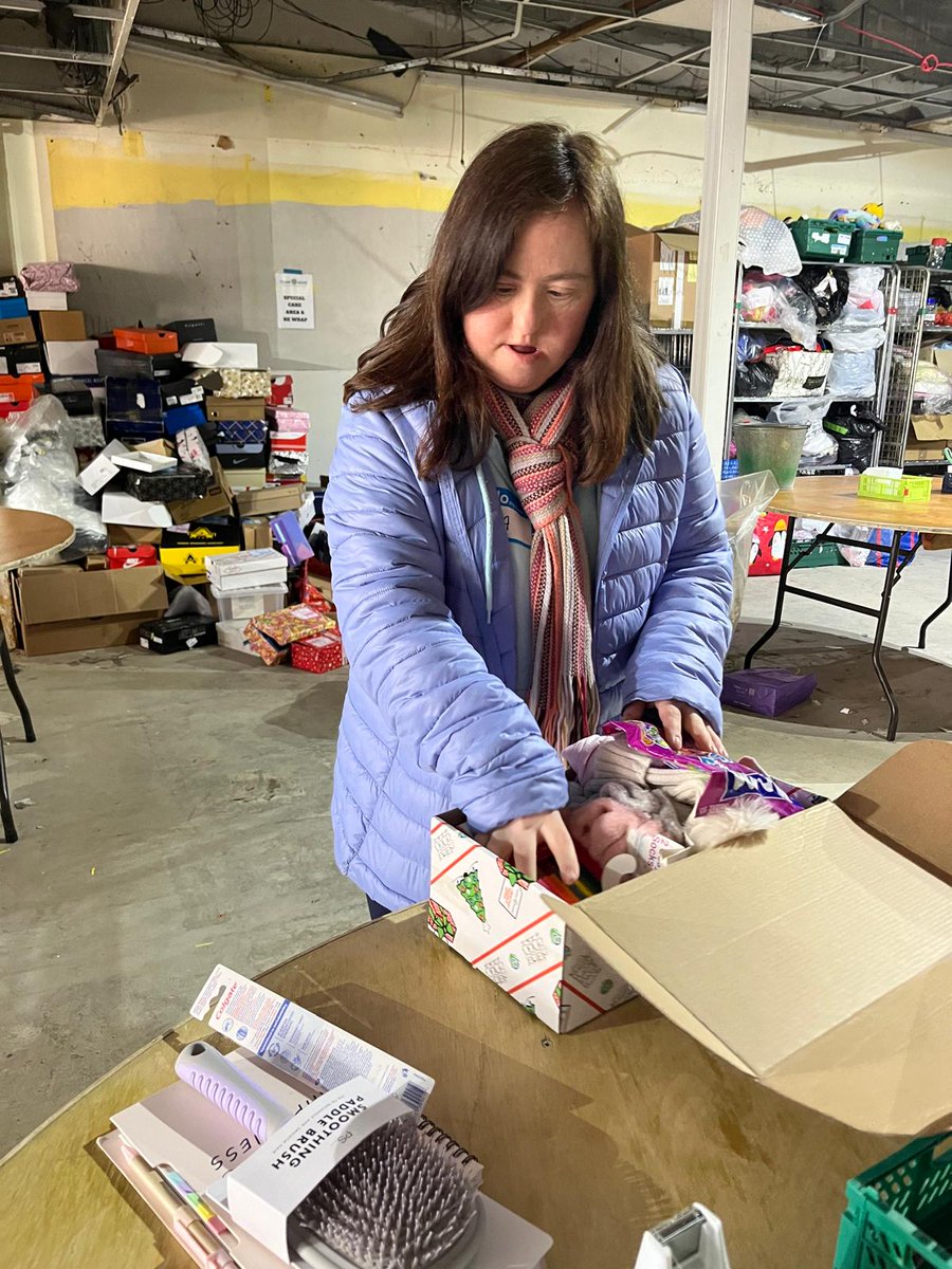 Kare (@kare_irl) on Twitter photo Anita and Len from our Tully Road service recently spent the day creating Christmas boxes for the <a href="/TeamHopeIreland/">Team Hope Ireland</a> Christmas Shoebox Appeal 🎁✨
This annual campaign delivers gifts to children affected by poverty, helping to bring them some joy this Christmas🎅 Anita and Len from our Tully Road service recently spent the day creating Christmas boxes for the <a href="/TeamHopeIreland/">Team Hope Ireland</a> Christmas Shoebox Appeal 🎁✨
This annual campaign delivers gifts to children affected by poverty, helping to bring them some joy this Christmas🎅