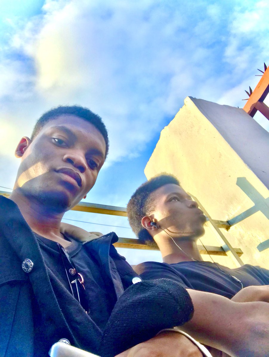T_chewm's tweet photo. @Jonank13 We're still on road 🛣️
Thank God for growth 🪴 ...
#NBADREAM #NOTHINGCHANGED https://t.co/wrpctXgKQr