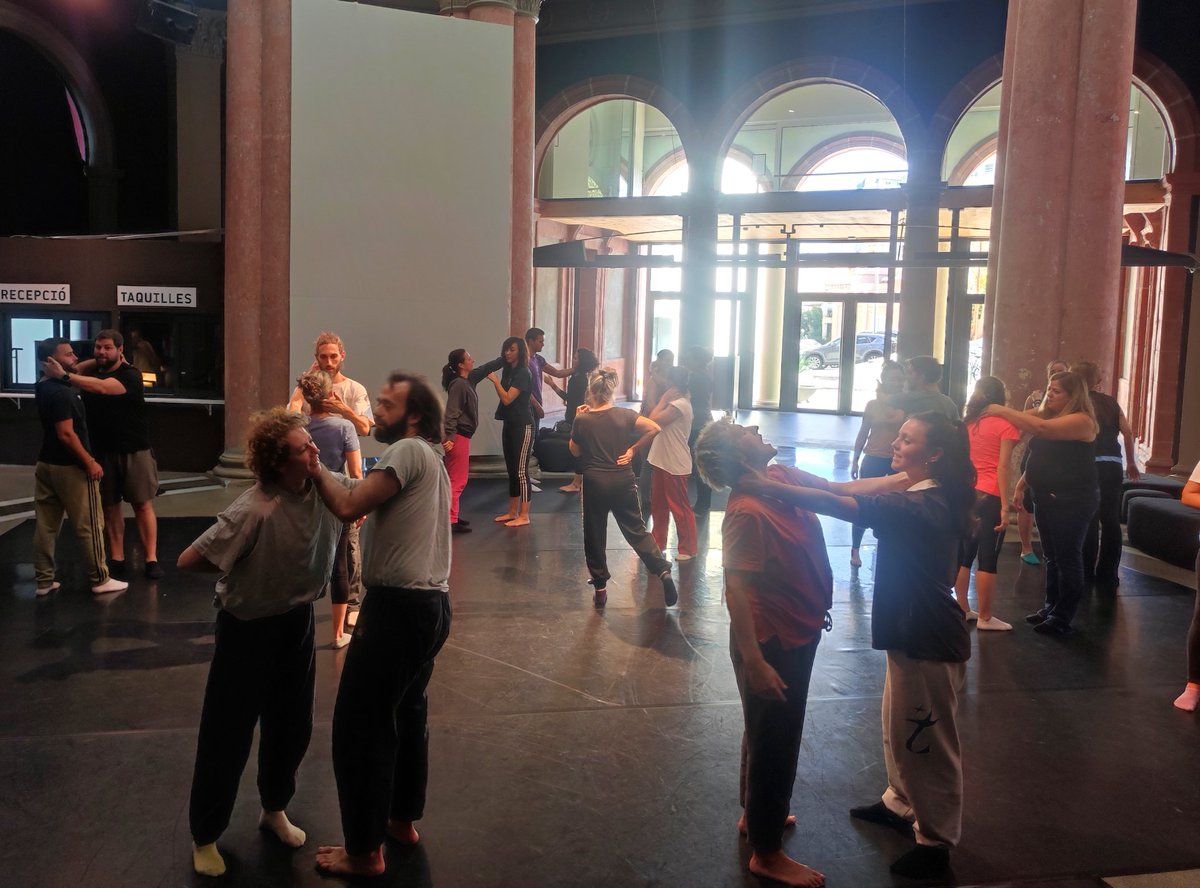 Teatre Municipal de Girona tweet media