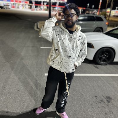 𝓑𝓪𝓻𝓵𝓸𝓼🥀 tweet media