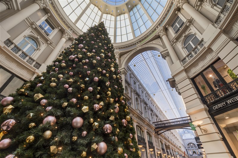 Vanwege de feestdagen is de gemeente is gesloten op 25 en 26 december 2024 (eerste en tweede kerstdag) en op 1 januari 2025 (Nieuwjaar). Dit geldt ook voor het Ondernemersportaal.

We wensen jullie prettige feestdagen en een ondernemend en succesvol 2025!